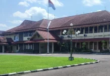 Penataan Eks Kantor Pemkab Sragen Dimulai, Pagar dan Gedung Dibongkar