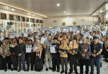 Bupati Boyolali Perdana Salurkan Seragam Gratis dan LKS Bertahap ke Sekolah