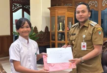 Wali Kota Solo Tawarkan Beasiswa ke Singapura Kepada Siswa Berprestasi