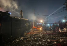 Dua Water Cannon Dikerahkan Padamkan Kebakaran TPA Putri Cempo