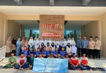 Guru dan Siswa dari Johor Bahru Malaysia Study Tour ke Sekolah IT NH Surakarta