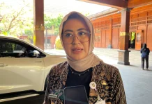 Pemkot Solo Bantu Kebutuhan Warga Terdampak Kebakaran TPA Putri Cempo