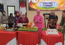 HUT Polwan ke-78, Kapolres dan Bupati Karanganyar Dorong Polwan Makin Profesional