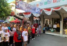 Ribuan Warga Ikuti Jalan Sehat RRI Fest 2026