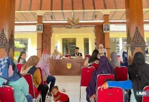 Kelas Ibu Anti Stunting UMS Bekali Ibu dengan Ketrampilan Olah MPASI Berbahan Lele
