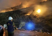 Mata Rantai Masalah di Putri Cempo: Gas Metana, Asap, dan Dilema Pemulung