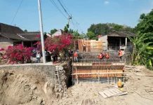 Bupati Sragen Pastikan Rekonstruksi Jembatan Bendronggeni Sesuai Target