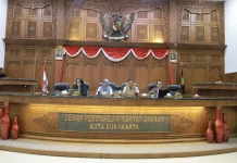 Public Hearing Raperda Pengawasan Produk Pangan Soroti Keamanan Konsumen