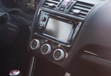 Panaskan Mesin Mobil Sambil Menyalakan AC, Bikin Lama Panas?