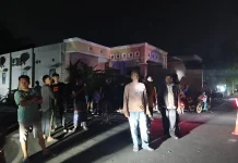Mati Lampu Saban Hari, Warga Pengkok Sragen Lakukan Aksi Kumpul di Perempatan Desa