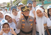 Hadiri Upacara HKN SMAN 1 Sragen, Kapolres Bagikan Penghargaan-Kuis Berhadiah Helm