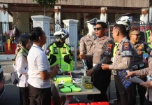 Semarak HUT Lalin ke-71, Satlantas Polres Sukoharjo Gelar Layanan Publik di CFD
