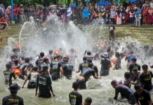 Pelaksanaan Ritual Tradisi Keduk Beji