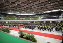 UMS Wisuda 2.259 Lulusan, Rektor Tekankan Ilmu Harus Berbuah Karya dan Manfaat