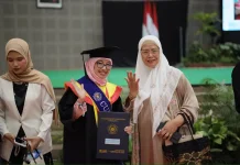 Istri Duta Besar RI untuk Kolombia Raih Gelar Doktor Ilmu Hukum di UMS