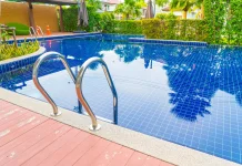 Mata Perih setelah Berenang, Apakah karena Kaporit Tinggi?