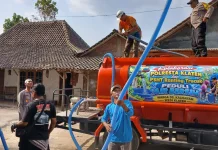Polresta Klaten Gandeng PSHT Salurkan 10 Tangki Air Bersih ke Tiga Kecamatan