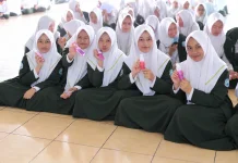 Dari Membuat Sabun, Siswa SMP ABBS Surakarta Belajar Computational Thinking