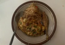 Cita Rasa Rumahan: Telur Dadar, Bihun, dan Ikan Goreng Diburu Pembeli