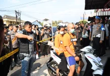 Polres Karanganyar Gelar 27 Adegan Pra-Rekonstruksi Perampokan di Karangpandan