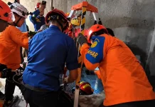 Warga Kadipiro Diduga Terpeleset Masuk Sumur, Korban Selamat Dievakuasi Tim SAR