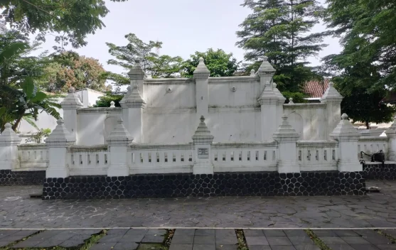 Ponten, Bangunan Bersejarah Peninggalan Mangkunegoro VII, Terawat namun Sepi