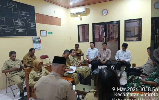 Polsek Jatiroto Monitoring Program Makan Bergizi Gratis Siswa