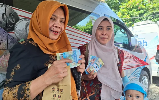 Penukaran Uang Baru di Benteng Vasternburg Solo diserbu Warga Surakarta