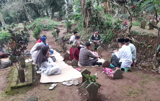 Esensi Ziarah Kubur dan Silaturahmi bagi Kehidupan Seorang Muslim