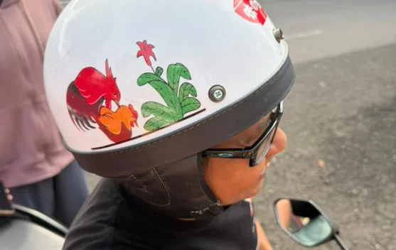 Helm Nyeleneh Tapi Tetap Aman
