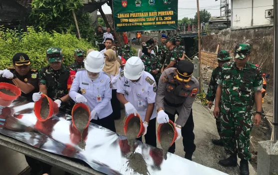 TMMD Mojosongo Bangun Talud 100 Meter untuk Antisipasi Longsor Bantaran Sungai