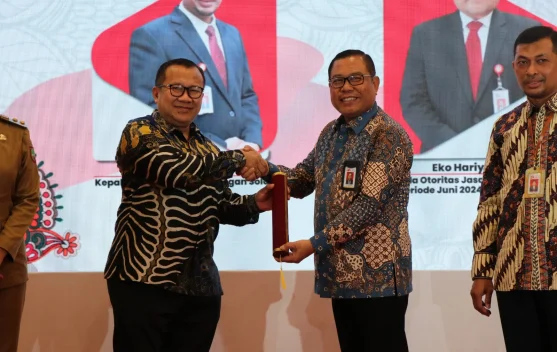 Muhammad Mufid Resmi Jabat Kepala OJK Solo, Siap Sinergi Majukan UMKM Daerah