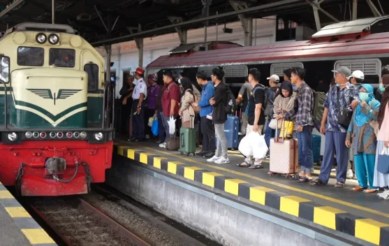 Lebih dari 218.000 Penumpang KA Manfaatkan Subsidi Tarif 30 Persen Selama Libur