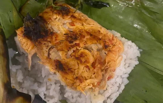 Menguak Kelezatan Nasi Bakar Wedangan, Kuliner Malam yang Bikin Ketagihan