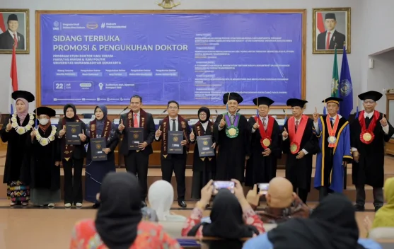 Doktor Hukum Pertama Unimugo Dikukuhkan UMS