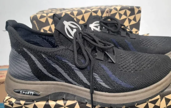 Sepatu Kasual untuk Kantoran, Nyaman dan Tampil Profesional