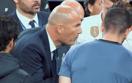 Resmi Berlabuh, Zinedine Zidane Nahkoda Baru Timnas Perancis