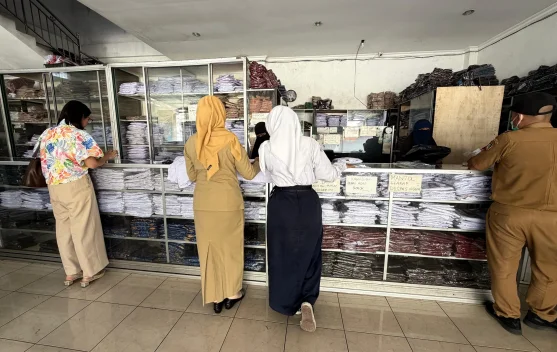 Toko Pramuka Ramai Sambut Agustusan