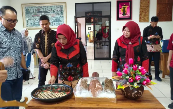 Pemkab Bojonegoro Gandeng ISI Solo Perkuat Identitas Batik