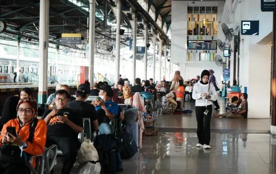 KAI Daop 6 Catat 41.189 Penumpang Naik-Turun pada Minggu Long Weekend HUT RI ke 81
