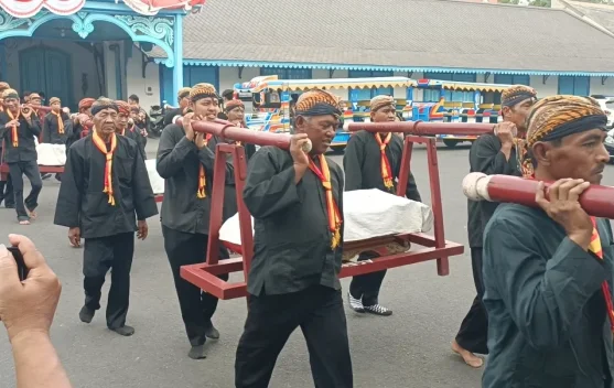 Gamelan Sekaten Mulai Ditabuh Tandai Tradisi Islam Keraton Surakarta