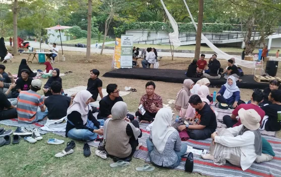 Klub Buku Soloraya Gelar Baca Serentak dan Aksi Donasi Gempa untuk NTT