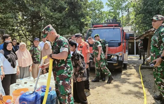 4.253 KK di Sragen Krisis Air, Kodim 0725 dan Yayasan Tangan Baik Kirim Bantuan