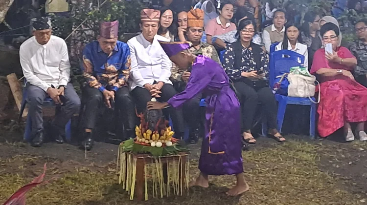 Usia 111 Tahun Kampung Utaurano Miliki Berbagai  Prestasi