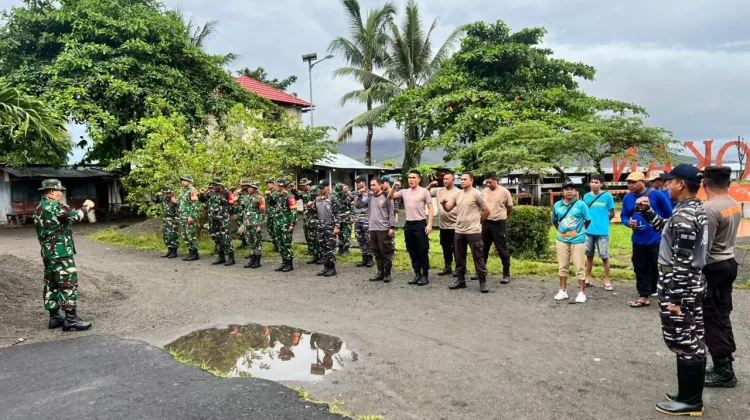 Dandim Sangihe Dorong Kebersihan Pasar Tagulandang