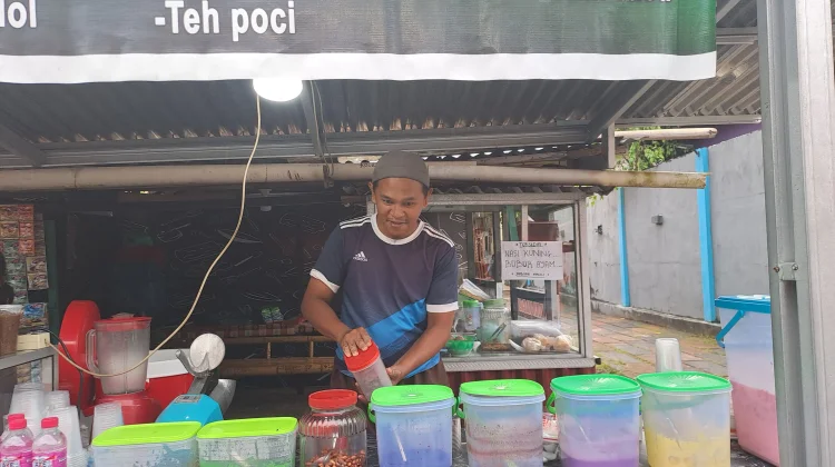 Bulan Ramadan, Berkah bagi Pedagang Takjil di Tidore Sangihe