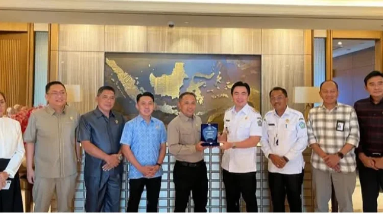 PLN Pusat Bantu 5 Unit Genset untuk Sangihe
