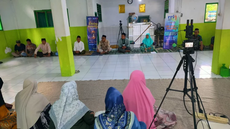 Mulia dengan Al-Qur'an di Bulan Ramadhan