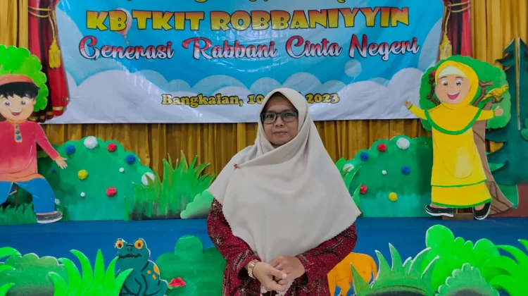 Komariah : Makna Idul Fitri Kembali ke Fitrah Membuka Pintu Maaf