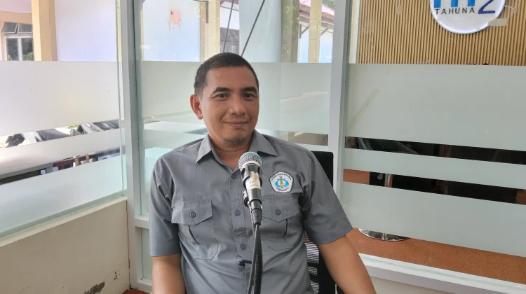 Bahas dan  Etika Komunikasi Publik